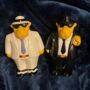 Joe Camel Salt and Pepper shaker set